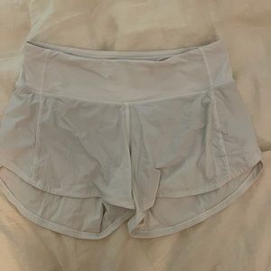 Lulu speed up shorts 4 inch